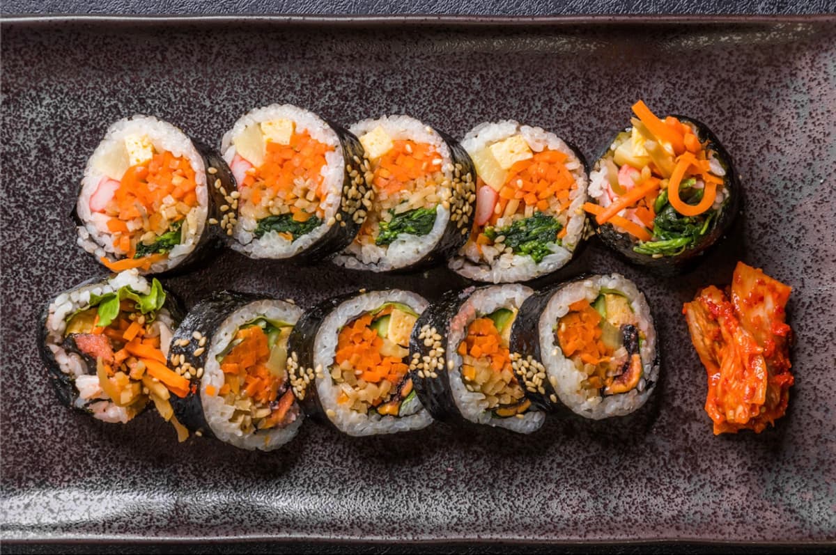 Kimbap (Korean Rice Roll, 김밥) Thumbnail